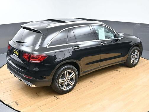 Black 2022 Mercedes-Benz GLC 300 Base