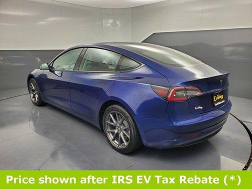 2022 Tesla Model 3 Base