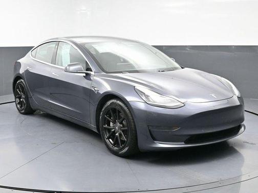 2020 Tesla Model 3 Standard Range Plus