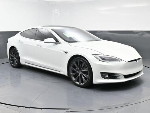 2020 Tesla Model S Long Range Plus