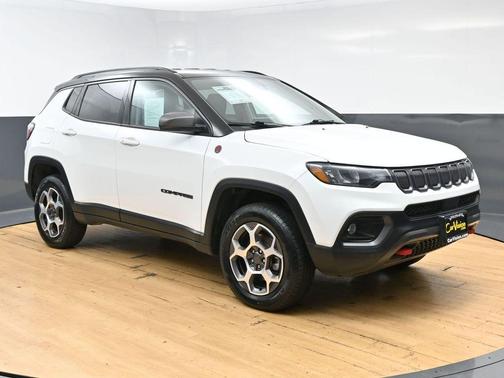 Bright White Clearcoat 2022 Jeep Compass Trailhawk
