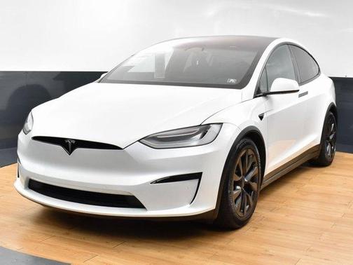 2023 Tesla Model X Standard Range