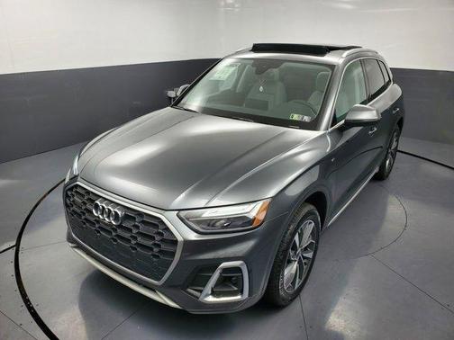 2022 Audi Q5 45 S line Premium Plus