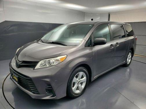 2019 Toyota Sienna L
