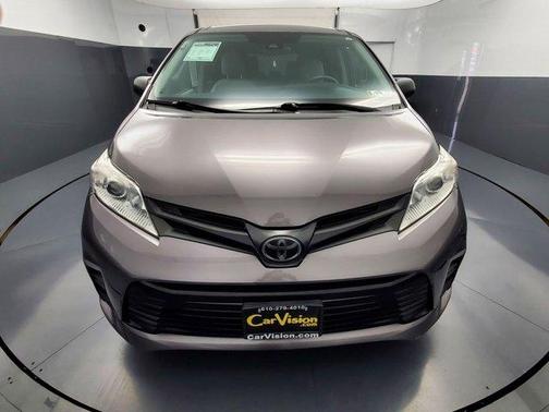 2019 Toyota Sienna L
