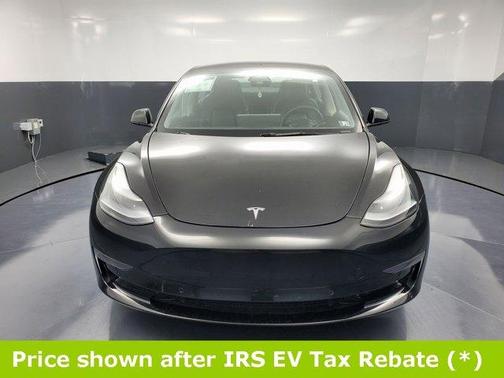 2022 Tesla Model 3 Base