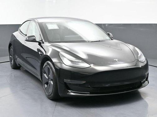 2022 Tesla Model 3 Base
