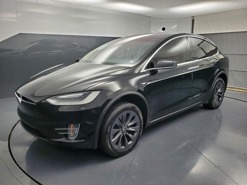 2017 Tesla Model X 75D