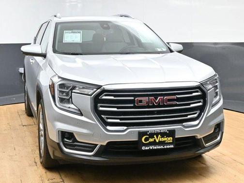 Quicksilver Metallic 2022 GMC Terrain SLT
