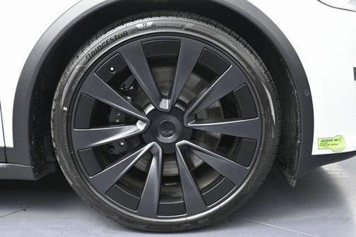 2023 Tesla Model X Base