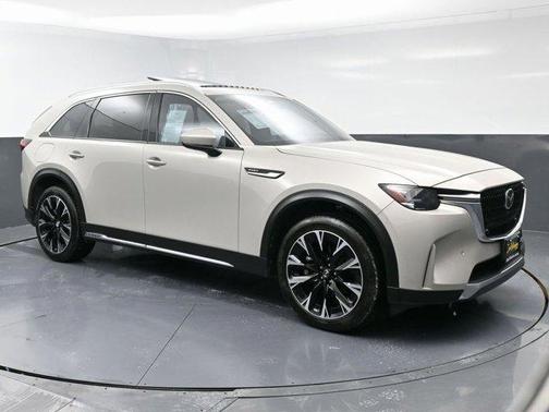 2024 Mazda CX-90 PHEV Premium Plus