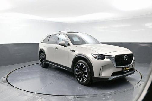 2024 Mazda CX-90 PHEV Premium Plus