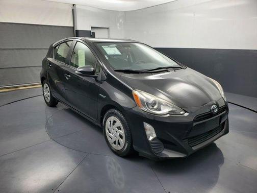 2016 Toyota Prius c Three