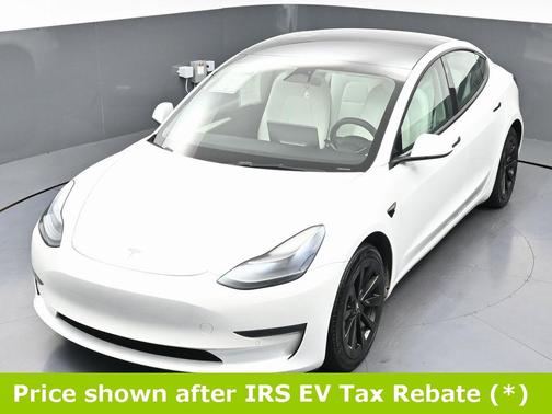 2022 Tesla Model 3 Base
