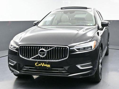 2018 Volvo XC60 Recharge Plug-In Hybrid T8 Inscription