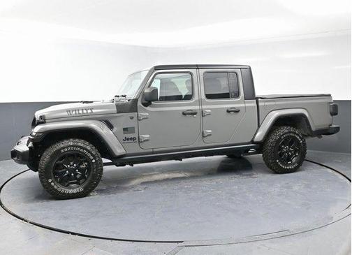 2022 Jeep Gladiator Sport