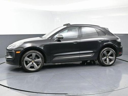 2023 Porsche Macan T