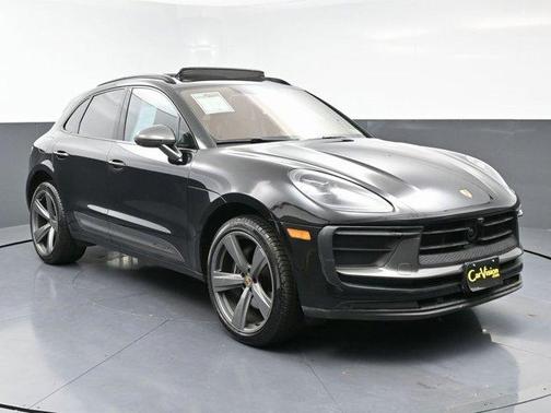 2023 Porsche Macan T