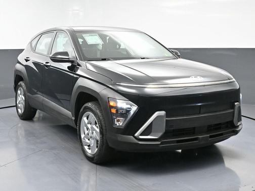 2024 Hyundai KONA SE