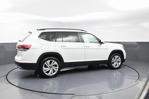 2023 Volkswagen Atlas 3.6L SE w/Technology
