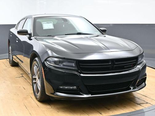 Pitch Black Clearcoat 2019 Dodge Charger SXT