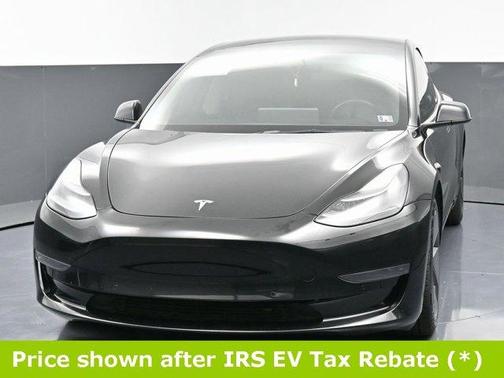 2022 Tesla Model 3 Base