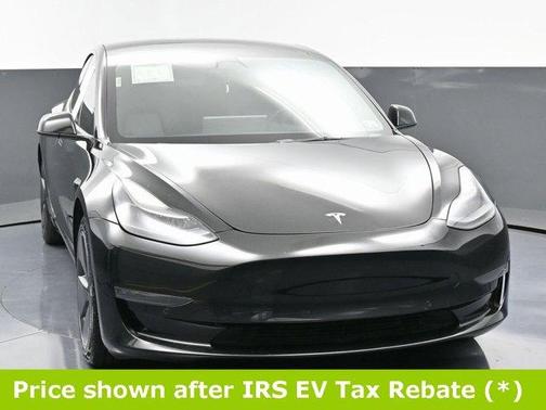 2022 Tesla Model 3 Base