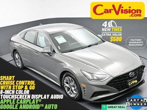 2022 Hyundai SONATA SEL