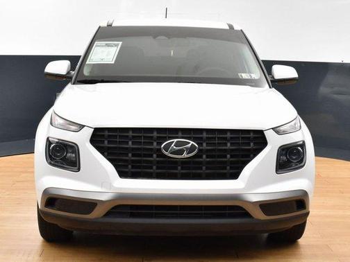 2023 Hyundai VENUE SE
