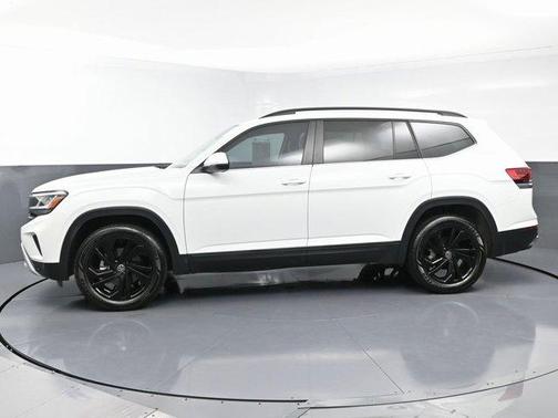 2023 Volkswagen Atlas 3.6L SE w/Technology