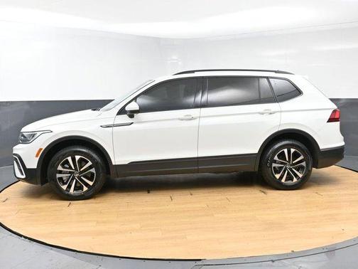 Pure White 2022 Volkswagen Tiguan 2.0T S