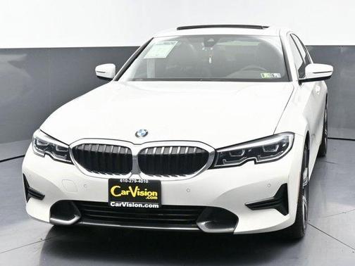 2022 BMW 330 i xDrive
