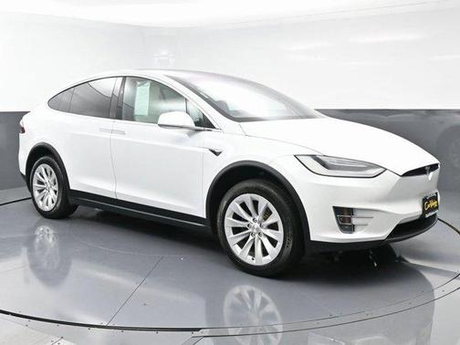 2020 Tesla Model X Long Range