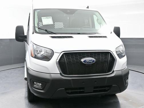 2024 Ford Transit-250 