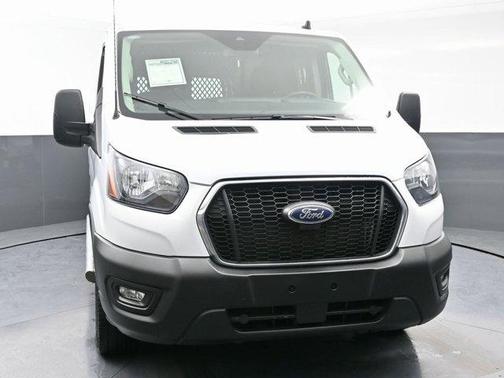 2024 Ford Transit-250 