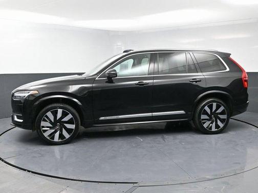 2023 Volvo XC90 Recharge Plug-In Hybrid T8 Plus 6 Passenger