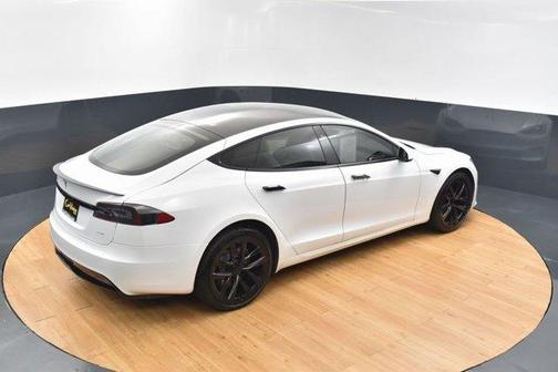 2021 Tesla Model S Plaid
