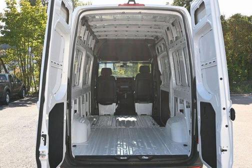 2023 Mercedes-Benz Sprinter 2500 144 WB