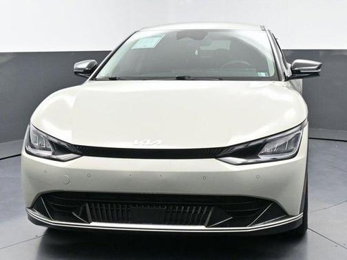 2022 Kia EV6 Wind
