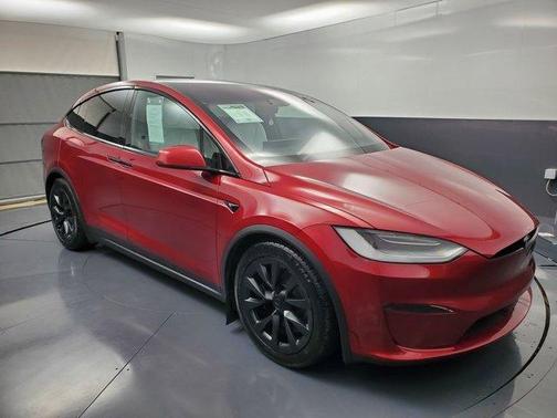 2023 Tesla Model X Standard Range