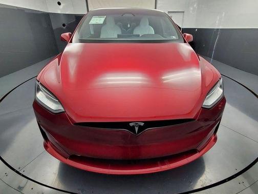 2023 Tesla Model X Standard Range
