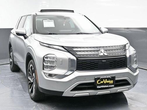 2023 Mitsubishi Outlander PHEV SE