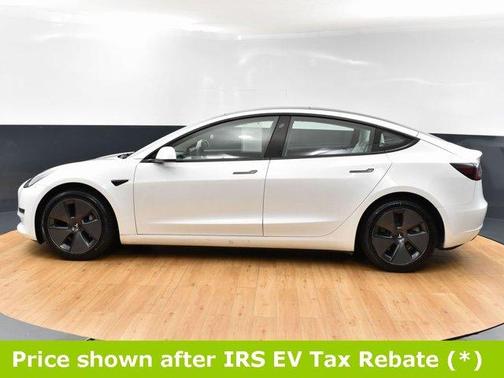 2022 Tesla Model 3 Base