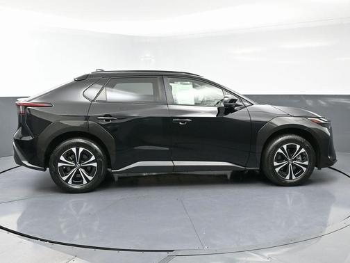 2023 Toyota bZ4X Limited