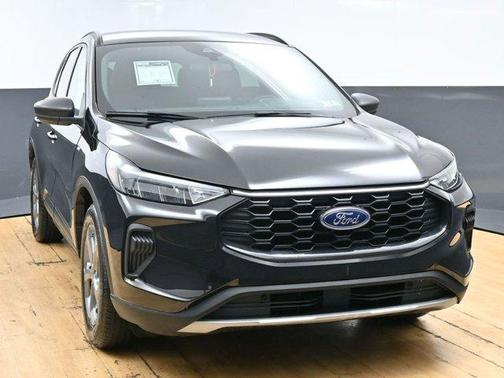 Black Metallic 2025 Ford Escape ST-Line