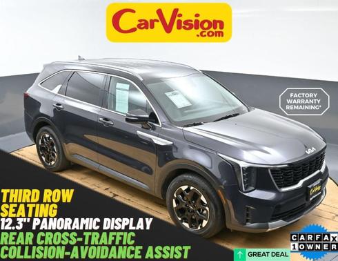 Metal 2025 Kia Sorento S