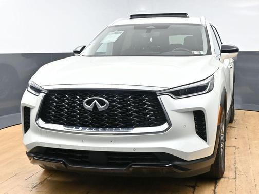 Majestic White 2023 INFINITI QX60 Luxe