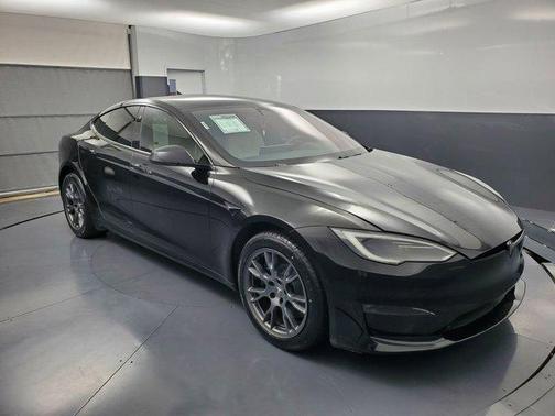 2023 Tesla Model S Plaid