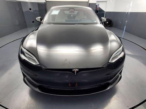 2023 Tesla Model S Plaid