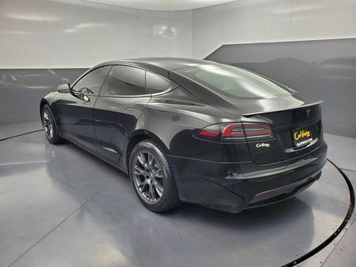 2023 Tesla Model S Plaid